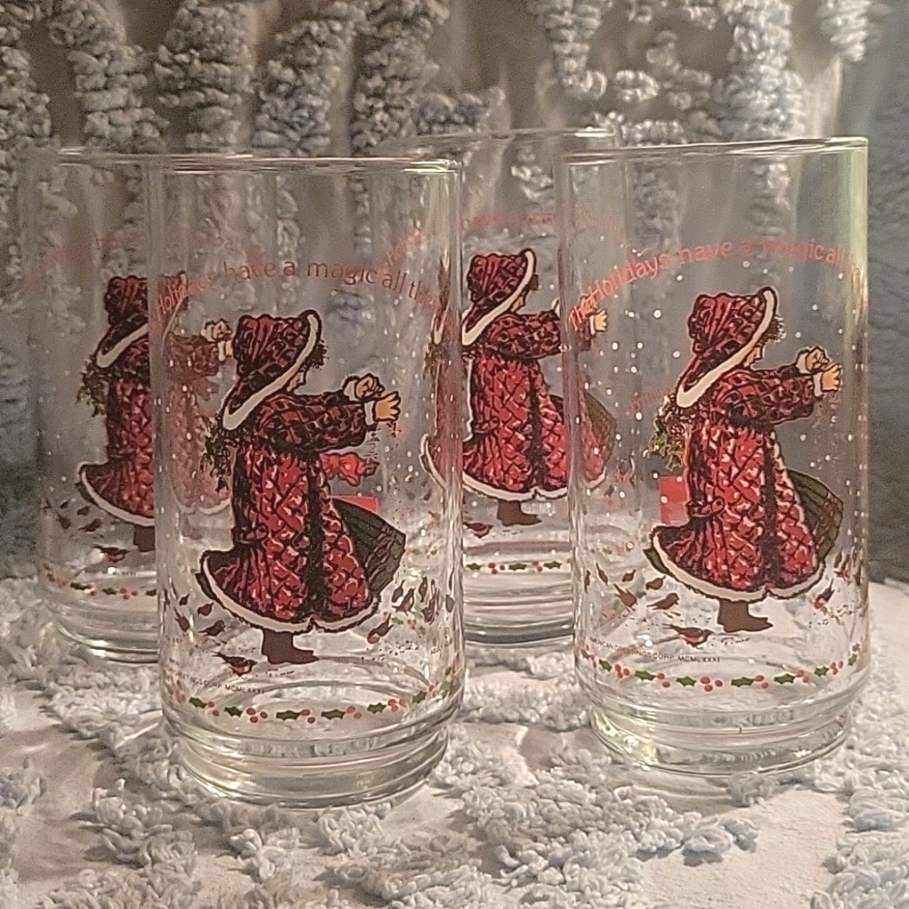 Vintage Holly Hobbie Coca-Cola Glasses (4)